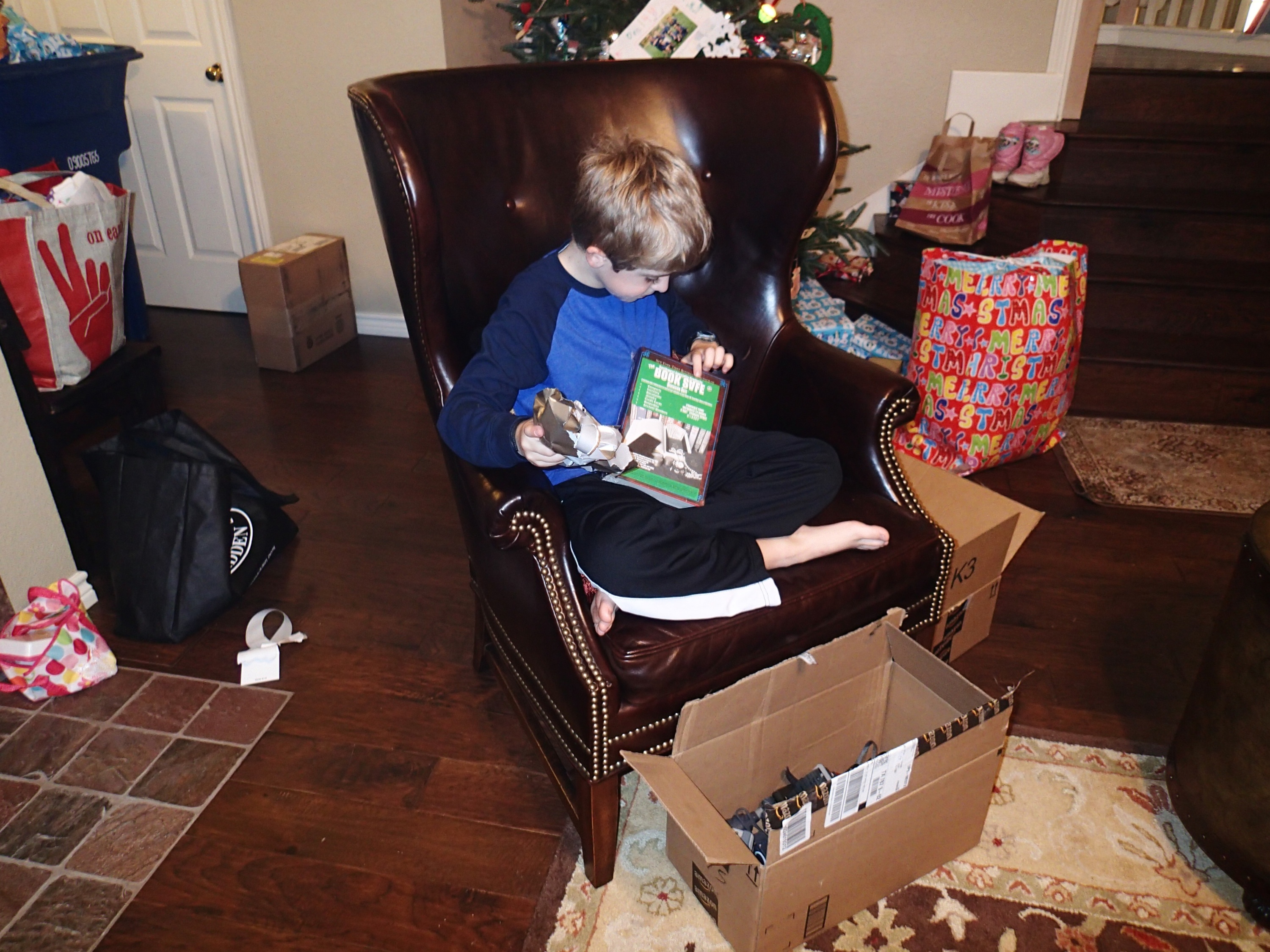 2012-12-25 29 Christmas Morning J&H.jpg